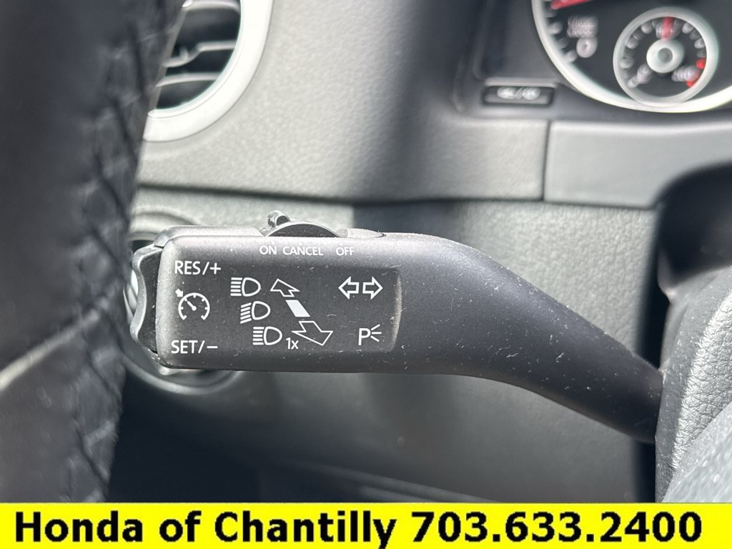 Used 2018 Volkswagen Tiguan Limited AWD/4WD image 10