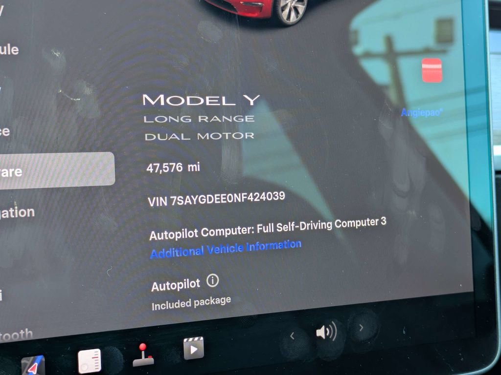 Used 2022 Tesla Model Y Long Range AWD/4WD image 28