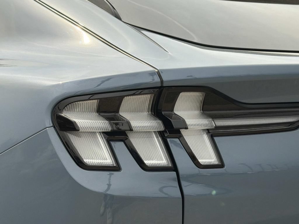 Certified 2023 Ford Mustang Mach-E GT AWD/4WD image 9