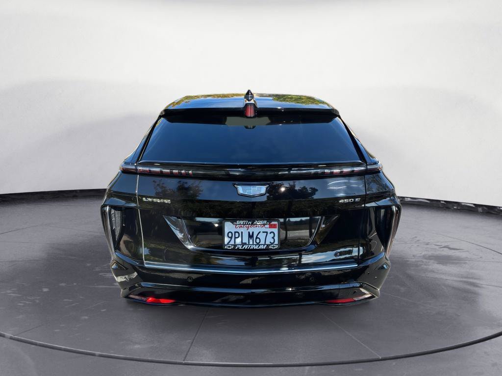 Used 2024 Cadillac Lyriq Luxury RWD image 6