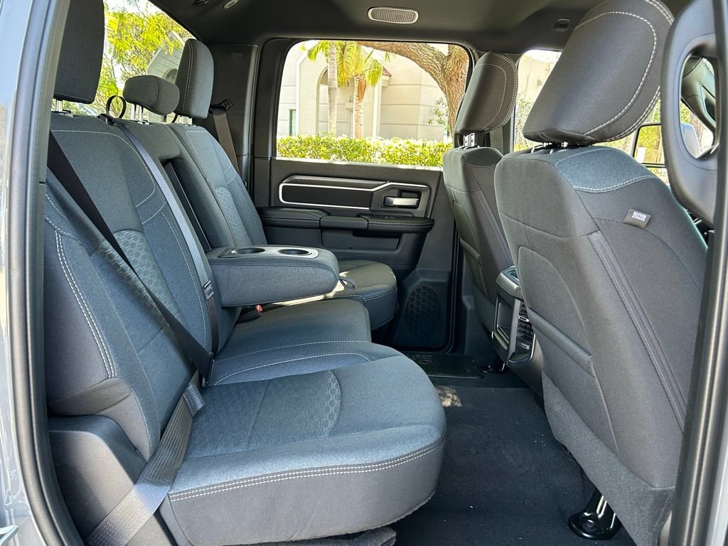 New 2026 RAM 3500 Big Horn AWD/4WD image 43