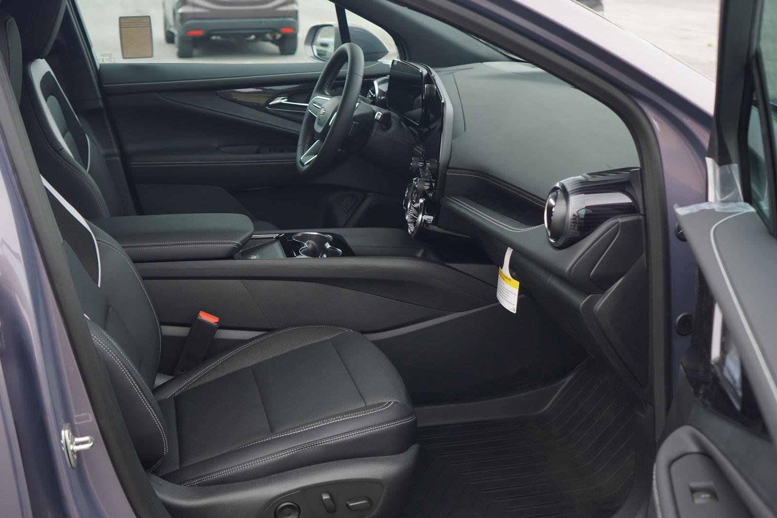 New 2025 Chevrolet Blazer EV LT image 22