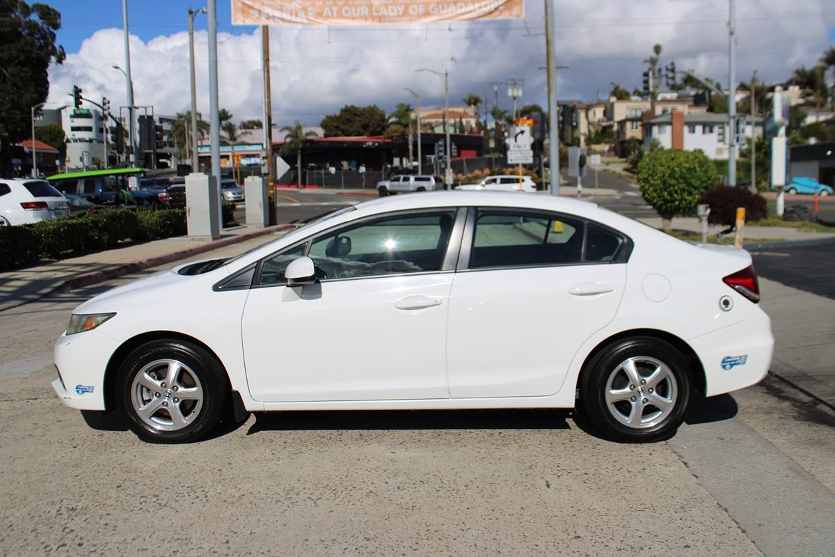 Used 2013 Honda Civic Natural Gas image 2