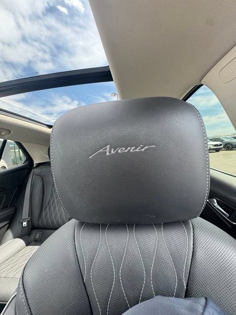 Used 2023 Buick Envision Avenir AWD/4WD image 14