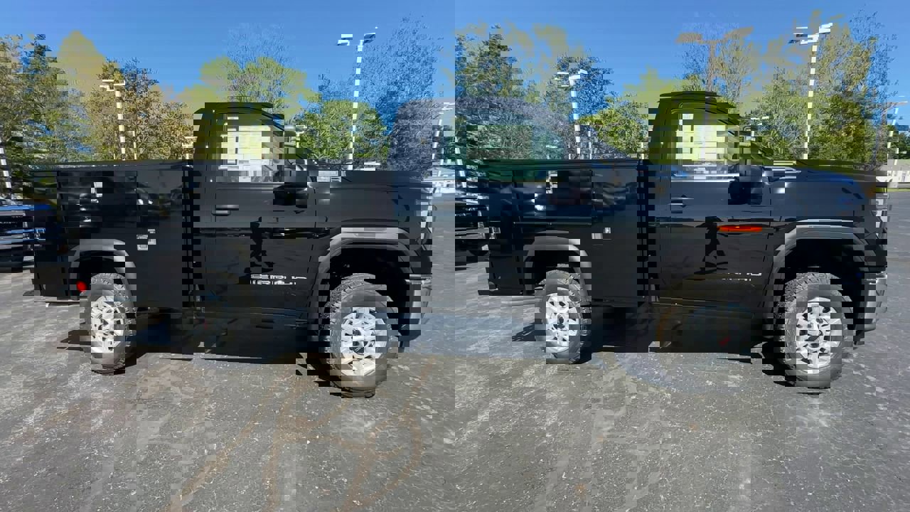 New 2025 GMC Sierra 2500 Pro w/ Convenience Package image 9