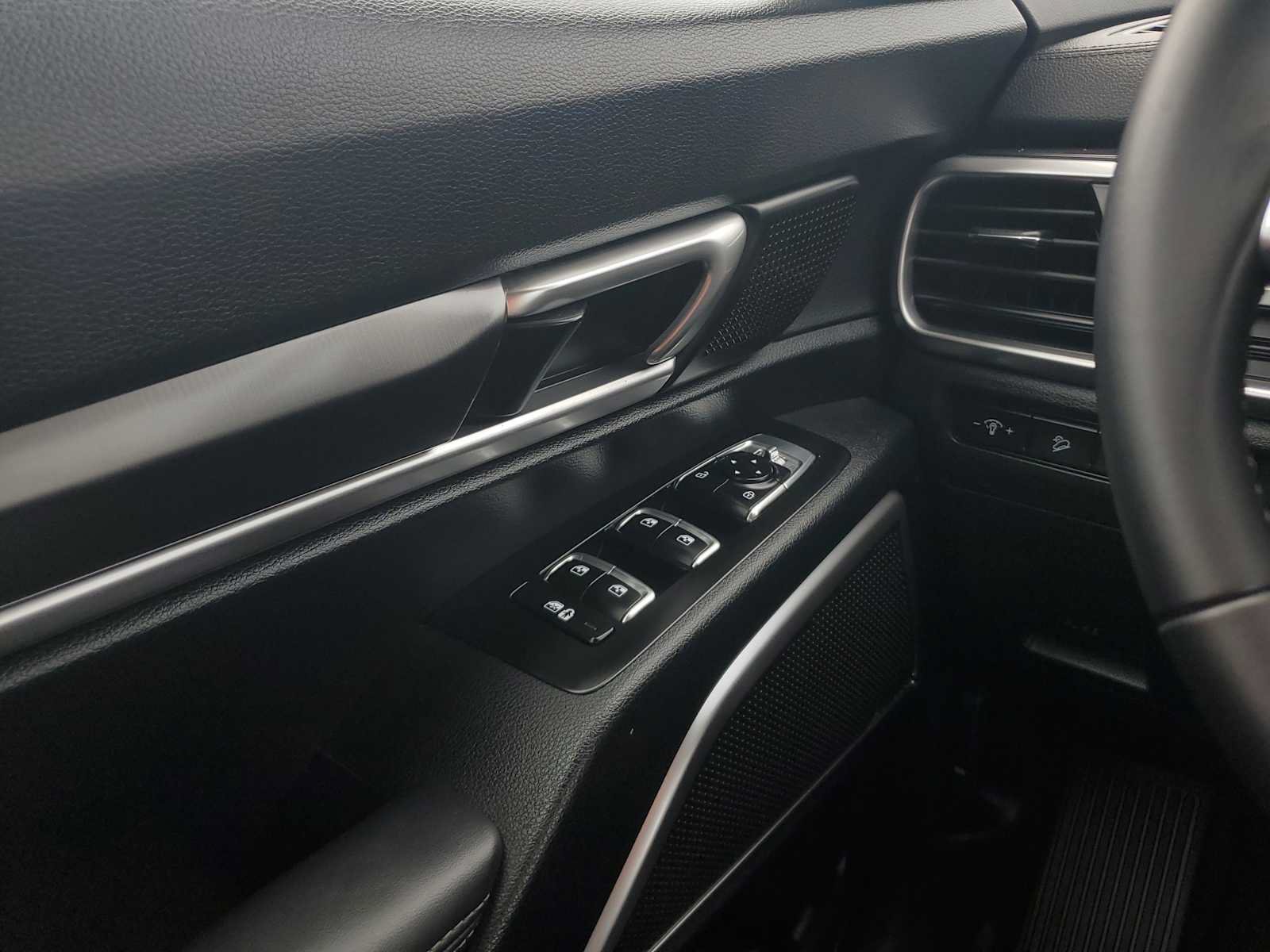 Used 2024 Kia Telluride S w/ S Sunroof Package FWD image 28