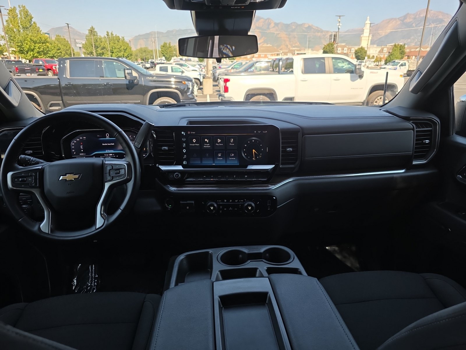 Used 2023 Chevrolet Silverado 1500 LT AWD/4WD image 15