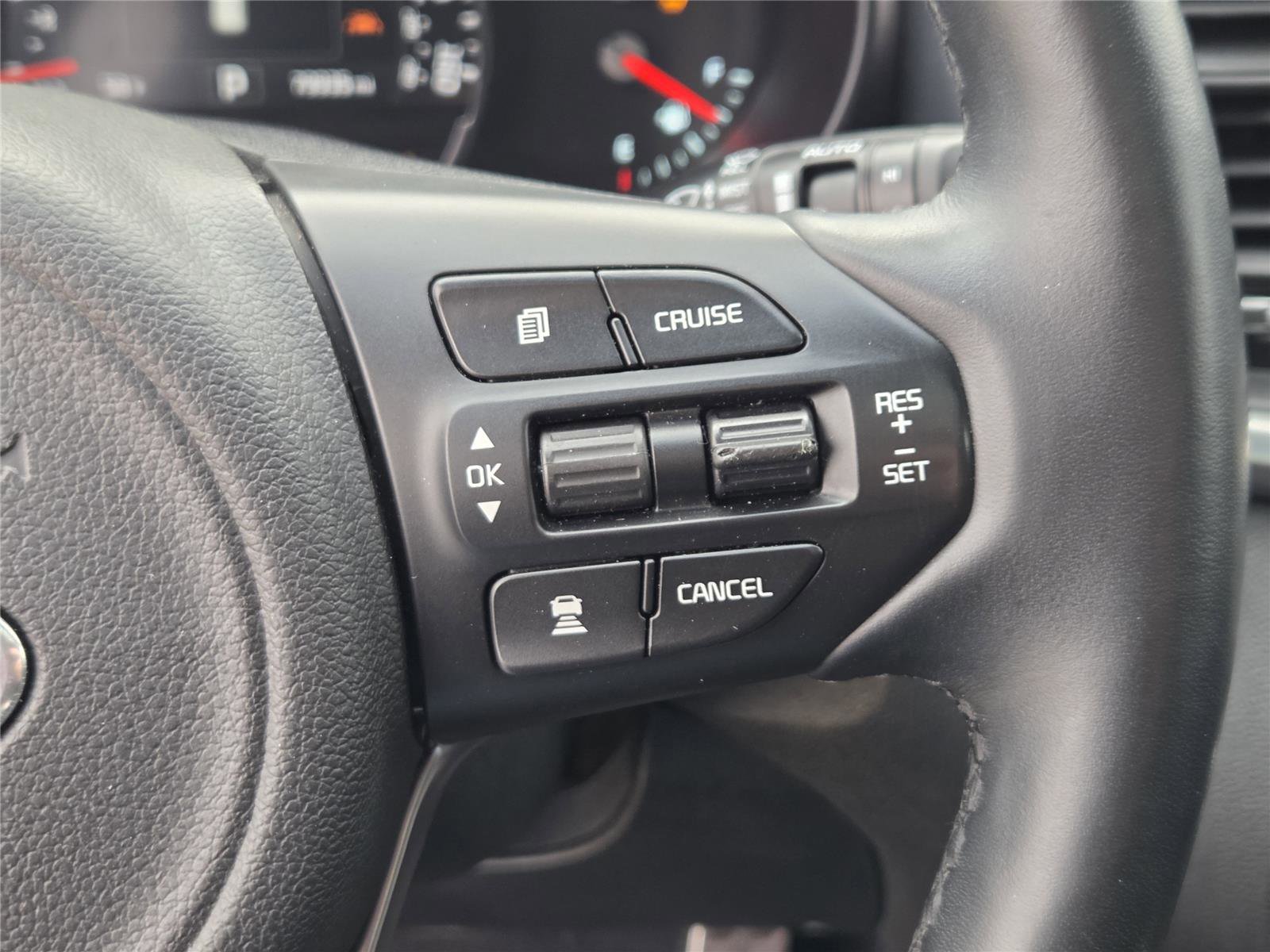 Used 2018 Kia Sorento SX image 25