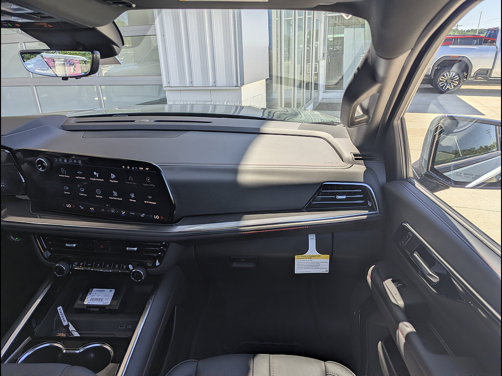 New 2026 Chevrolet Suburban RST w/ Advanced Technology Package AWD/4WD image 4