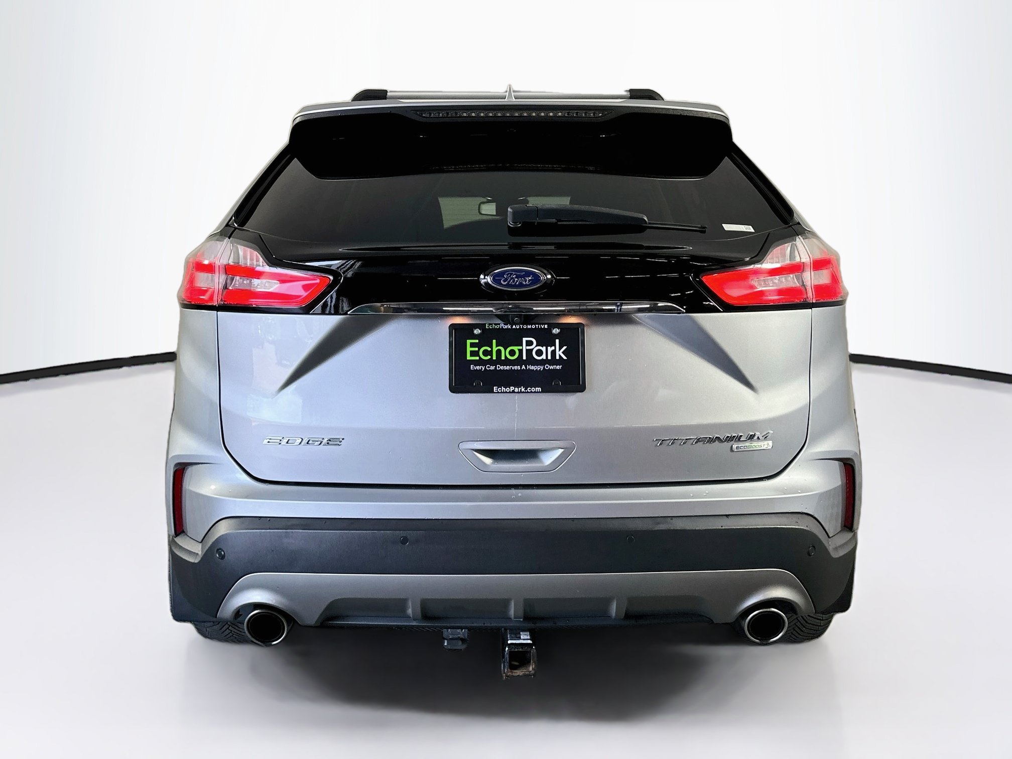 Used 2020 Ford Edge Titanium FWD image 7