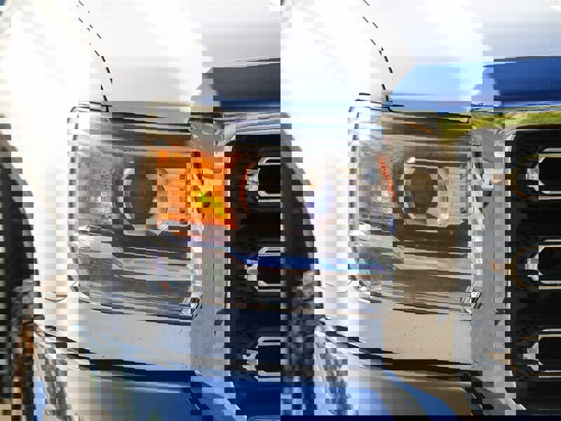 Used 2015 GMC Sierra 3500 SLT w/ Duramax Plus Package image 10