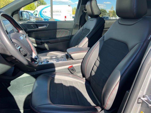 Used 2024 Ford Edge ST-Line AWD/4WD image 21