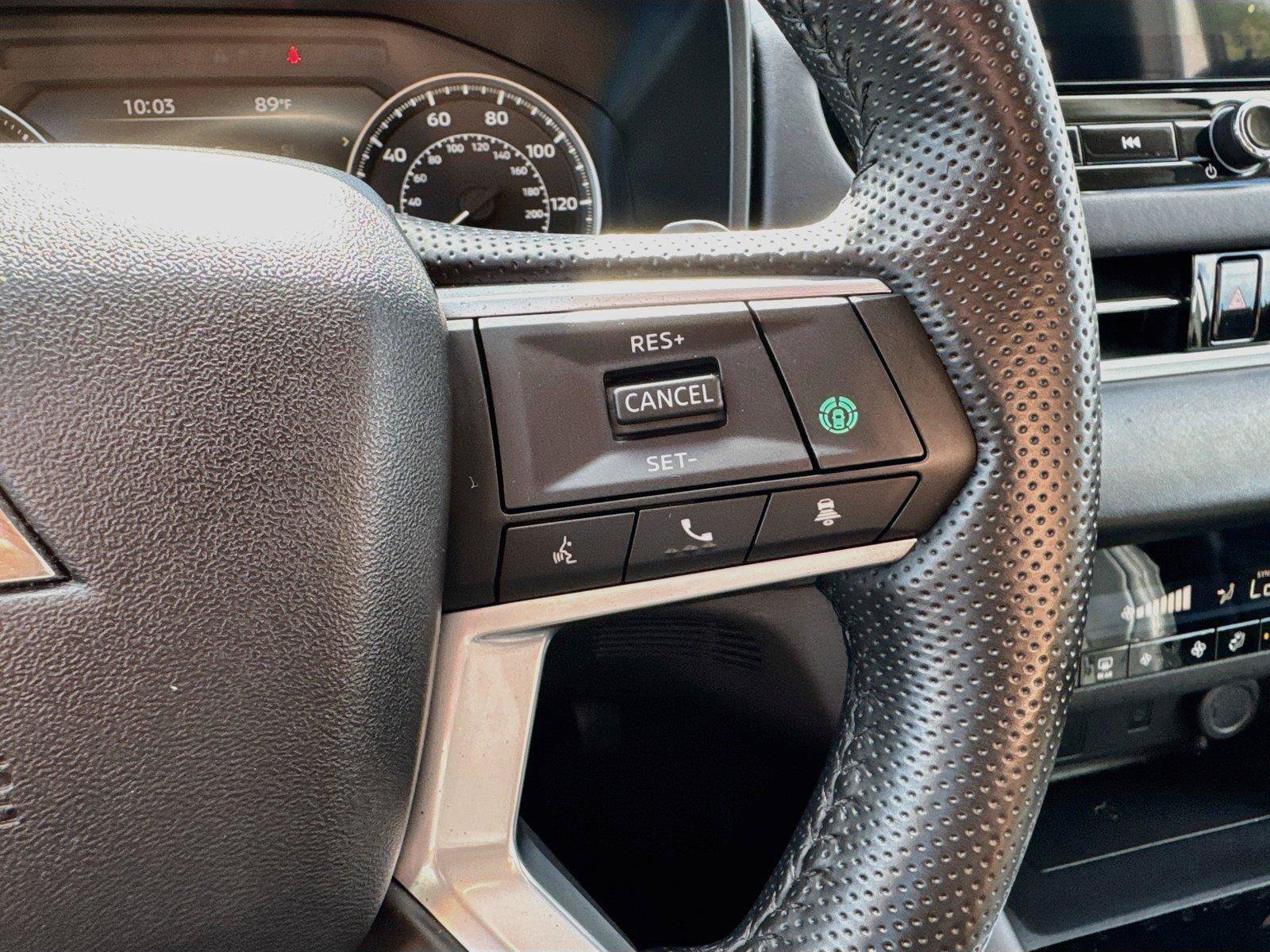 Used 2025 Mitsubishi Outlander SE AWD/4WD image 15