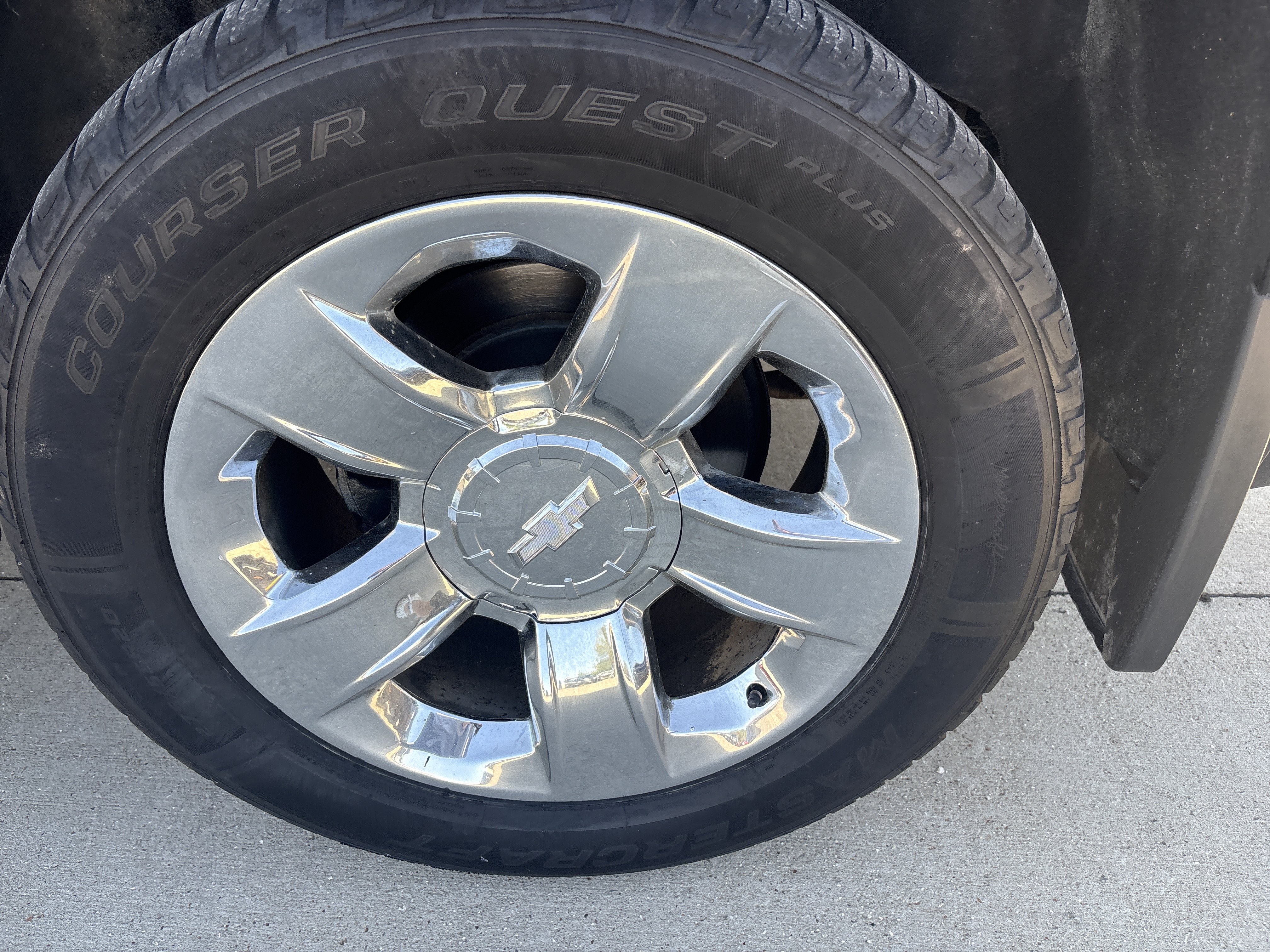 Used 2015 Chevrolet Tahoe LTZ AWD/4WD image 7