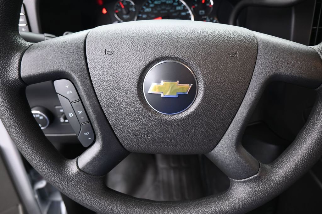 New 2026 Chevrolet Express 2500 Extended w/ Driver Convenience Package RWD image 27