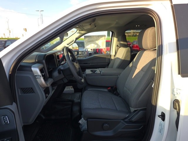 New 2026 Ford F550 4x4 Crew Cab Super Duty image 12
