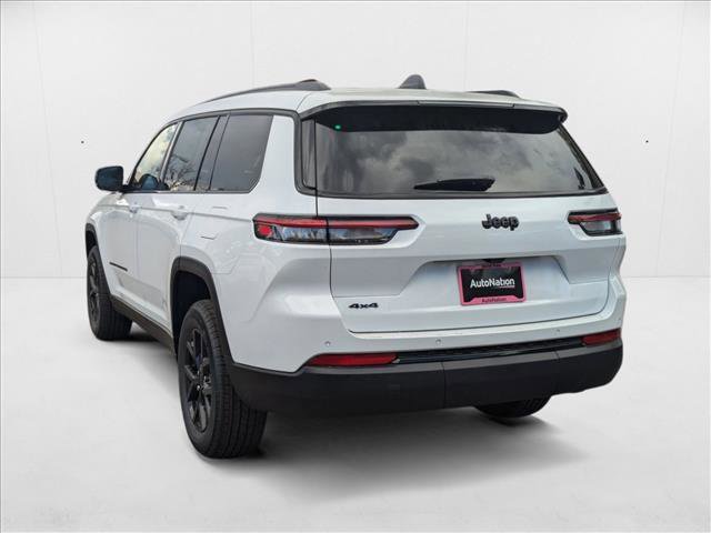 New 2025 Jeep Grand Cherokee L Laredo image 9