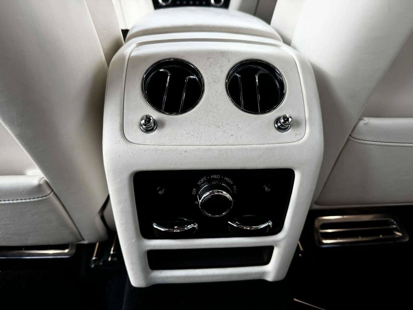 Used 2021 Rolls-Royce Ghost AWD/4WD image 36