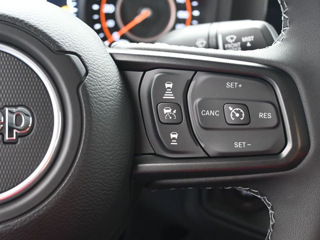 New 2025 Jeep Gladiator Sport image 10