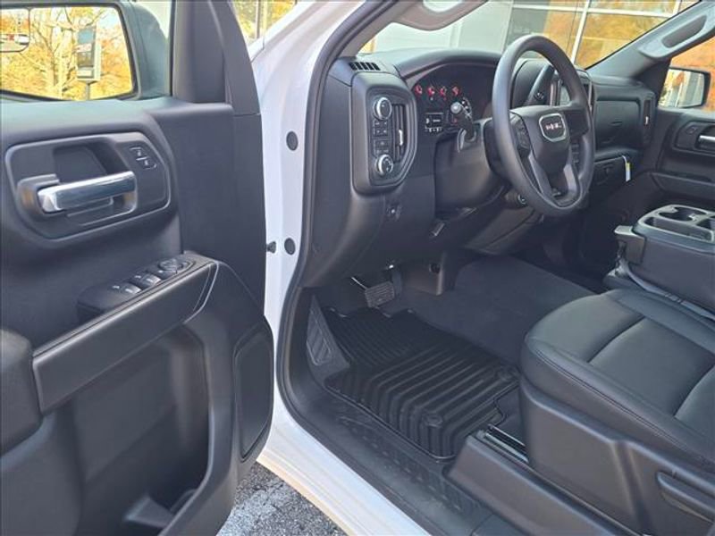 New 2026 GMC Sierra 1500 Pro w/ Graphite Edition image 4