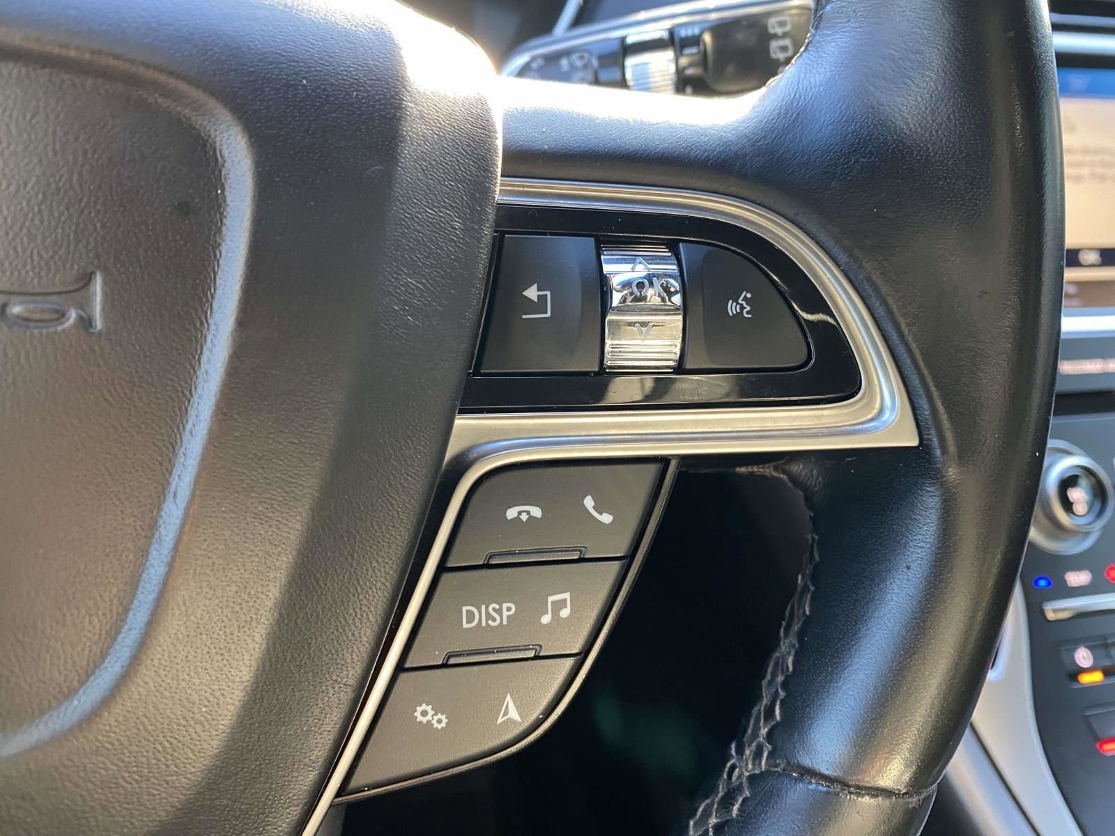 Used 2019 Lincoln Nautilus Select w/ Cargo Utility Package image 20