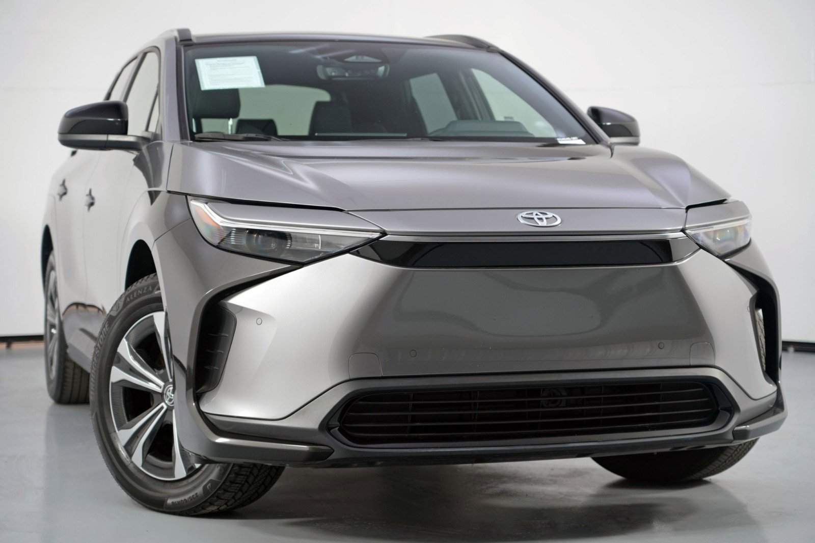 Used 2024 Toyota bZ4X XLE image 2