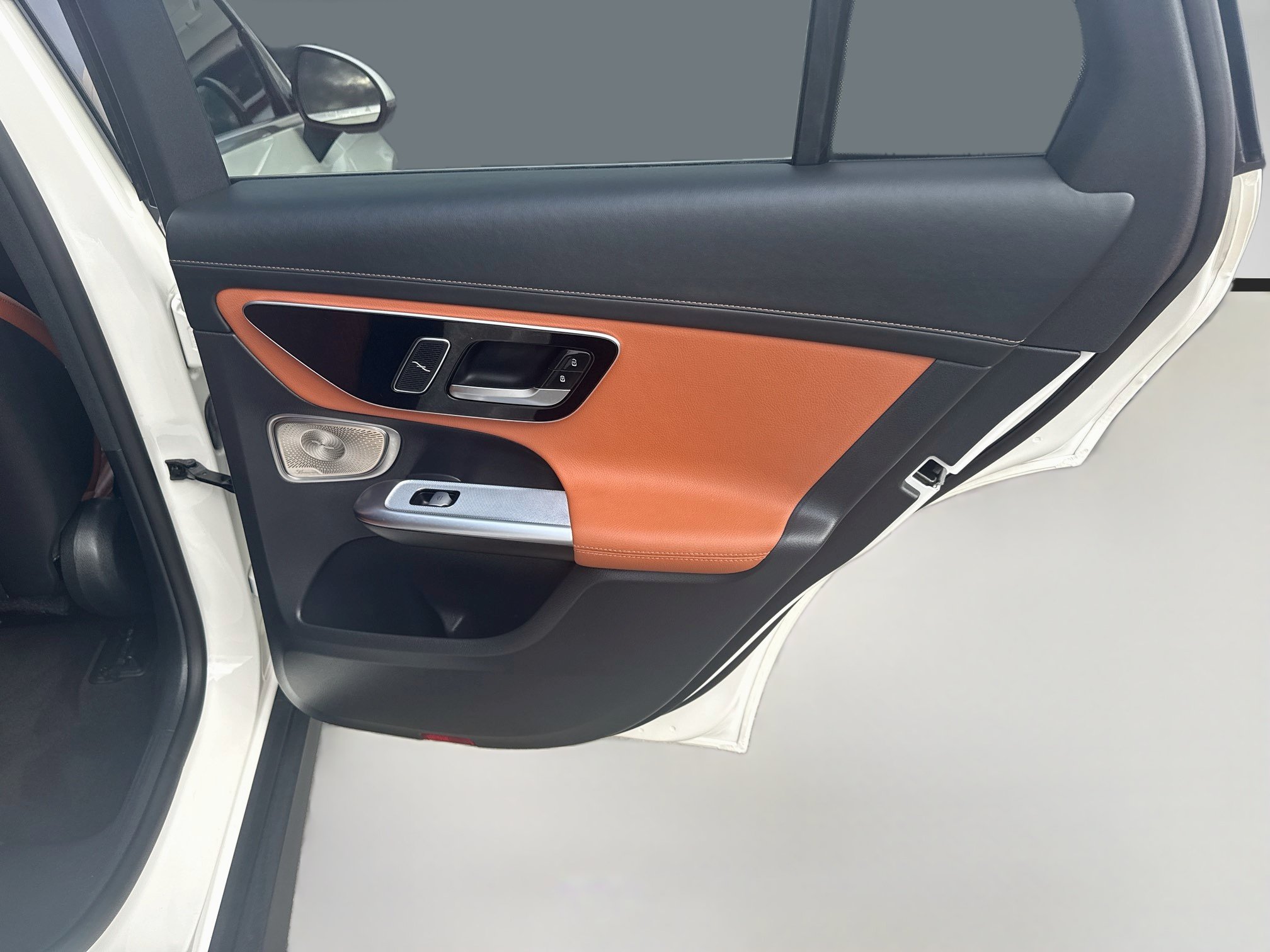 Used 2023 Mercedes-Benz GLC 300 w/ Exclusive Trim Package image 29