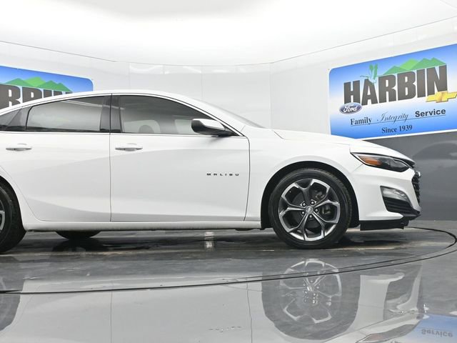 Used 2021 Chevrolet Malibu LT image 22