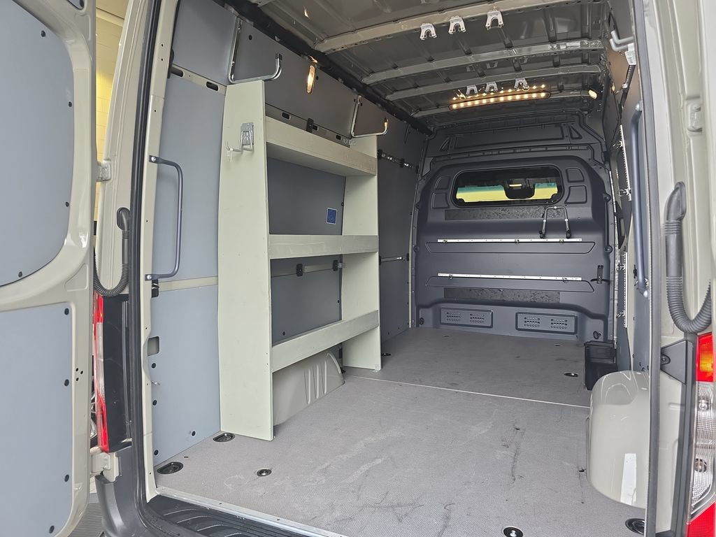 Used 2023 Mercedes-Benz Sprinter 2500 image 16