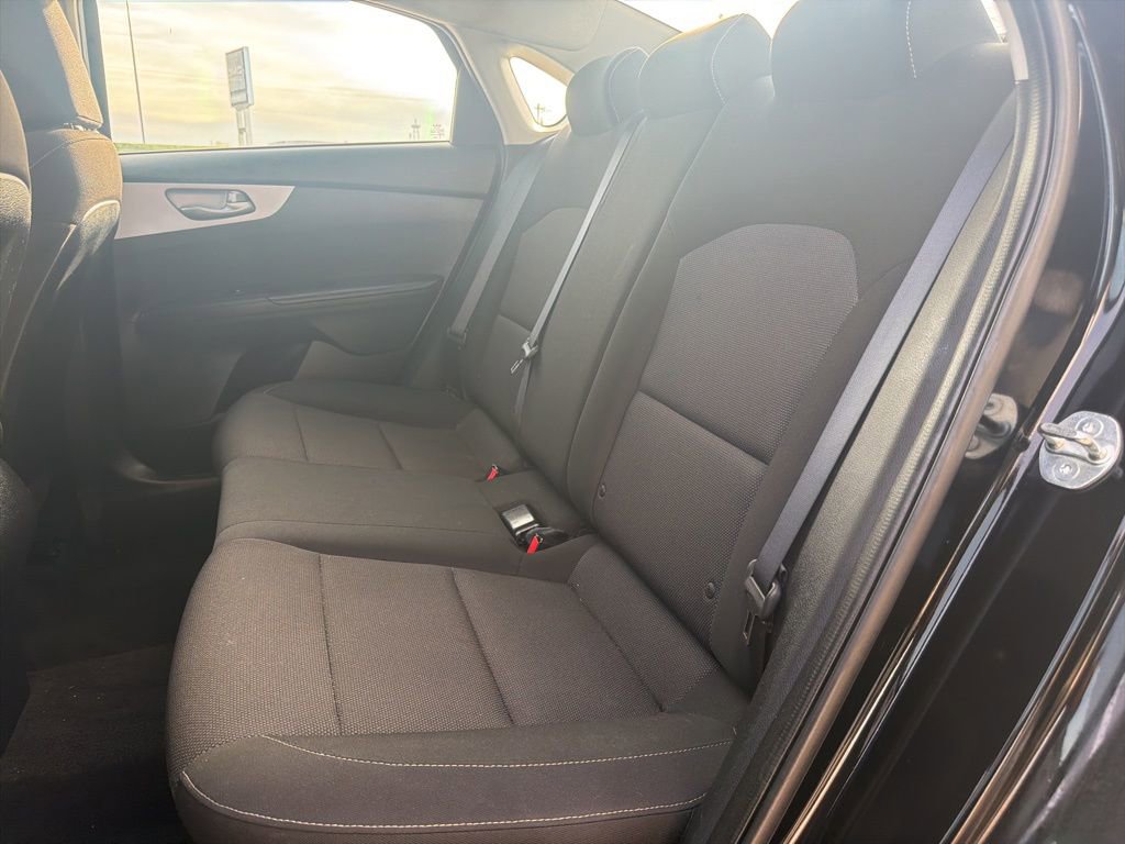 Used 2024 Kia Forte LXS image 13