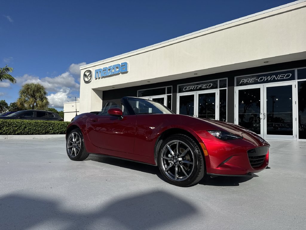 Used 2023 MAZDA MX-5 Miata Grand Touring w/ Weather Package RWD image 22