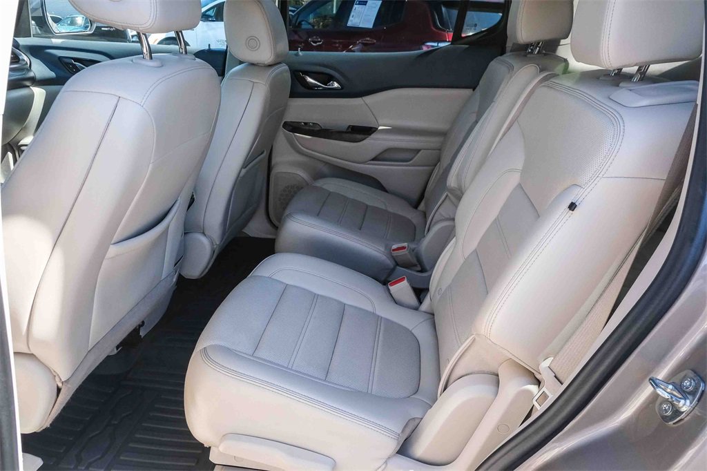 Used 2022 GMC Acadia Denali w/ Denali Ultimate Package image 20