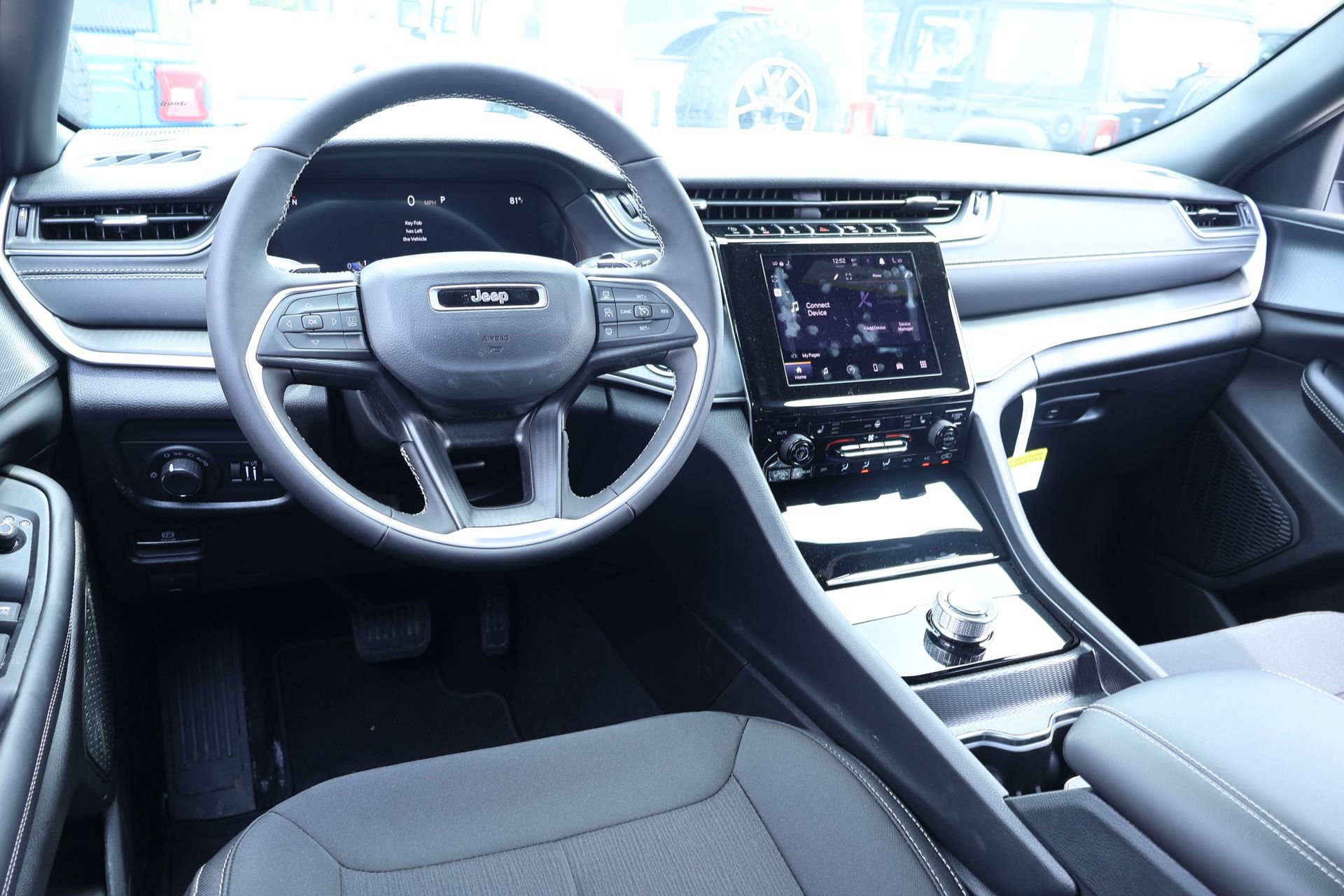 New 2026 Jeep Grand Cherokee Laredo X AWD/4WD image 2