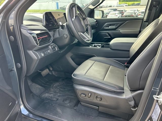 Used 2026 Chevrolet Silverado EV Trail Boss w/ Plus Package AWD/4WD image 7