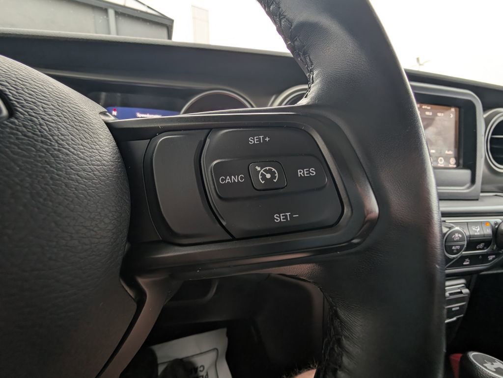 Used 2022 Jeep Wrangler Unlimited Willys image 22