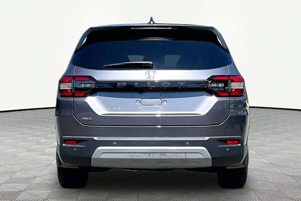 Used 2025 Honda Pilot EX-L image 7
