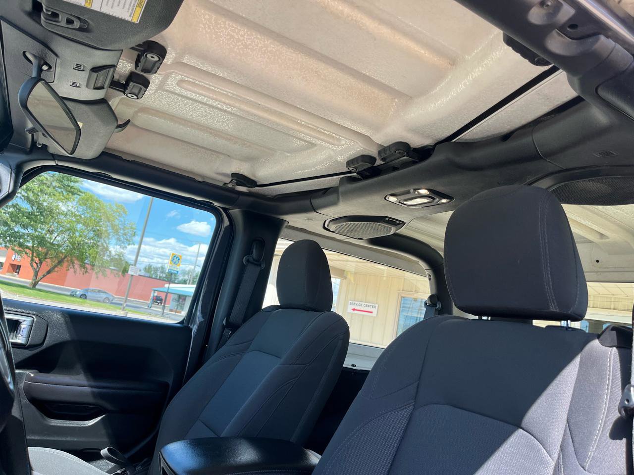Used 2020 Jeep Wrangler Sport AWD/4WD image 16