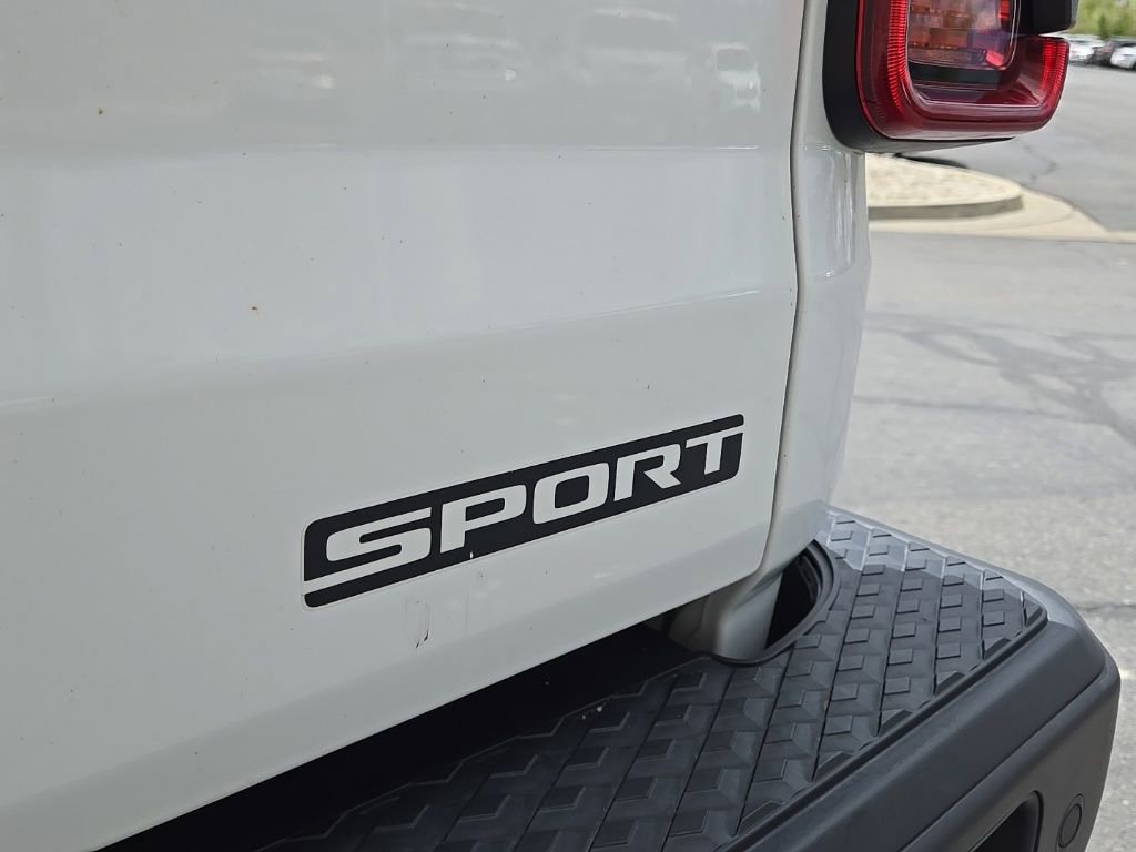 Used 2020 Jeep Gladiator Sport w/ Quick Order Package 24S AWD/4WD image 12