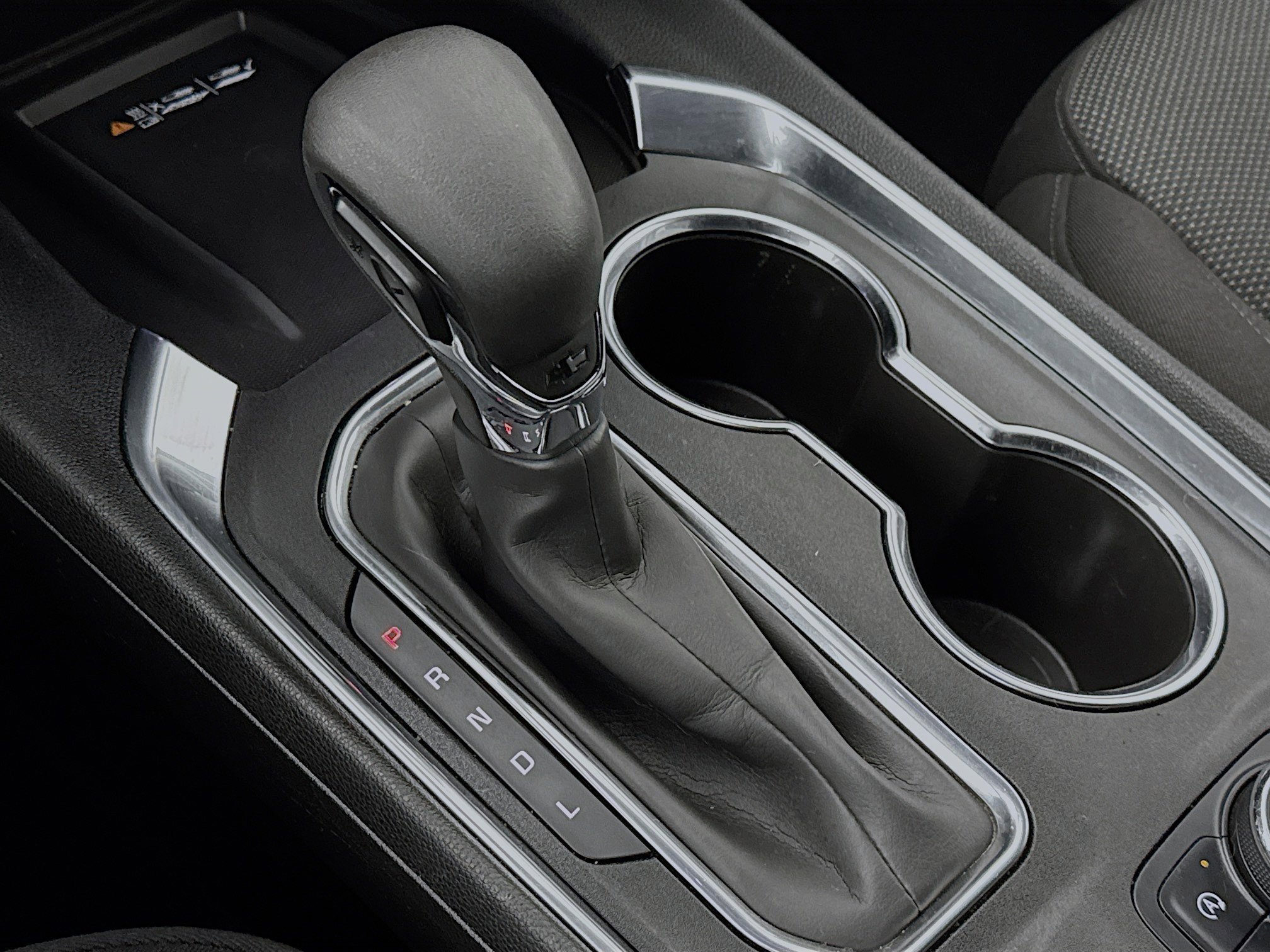 Used 2023 Chevrolet Traverse LT image 16