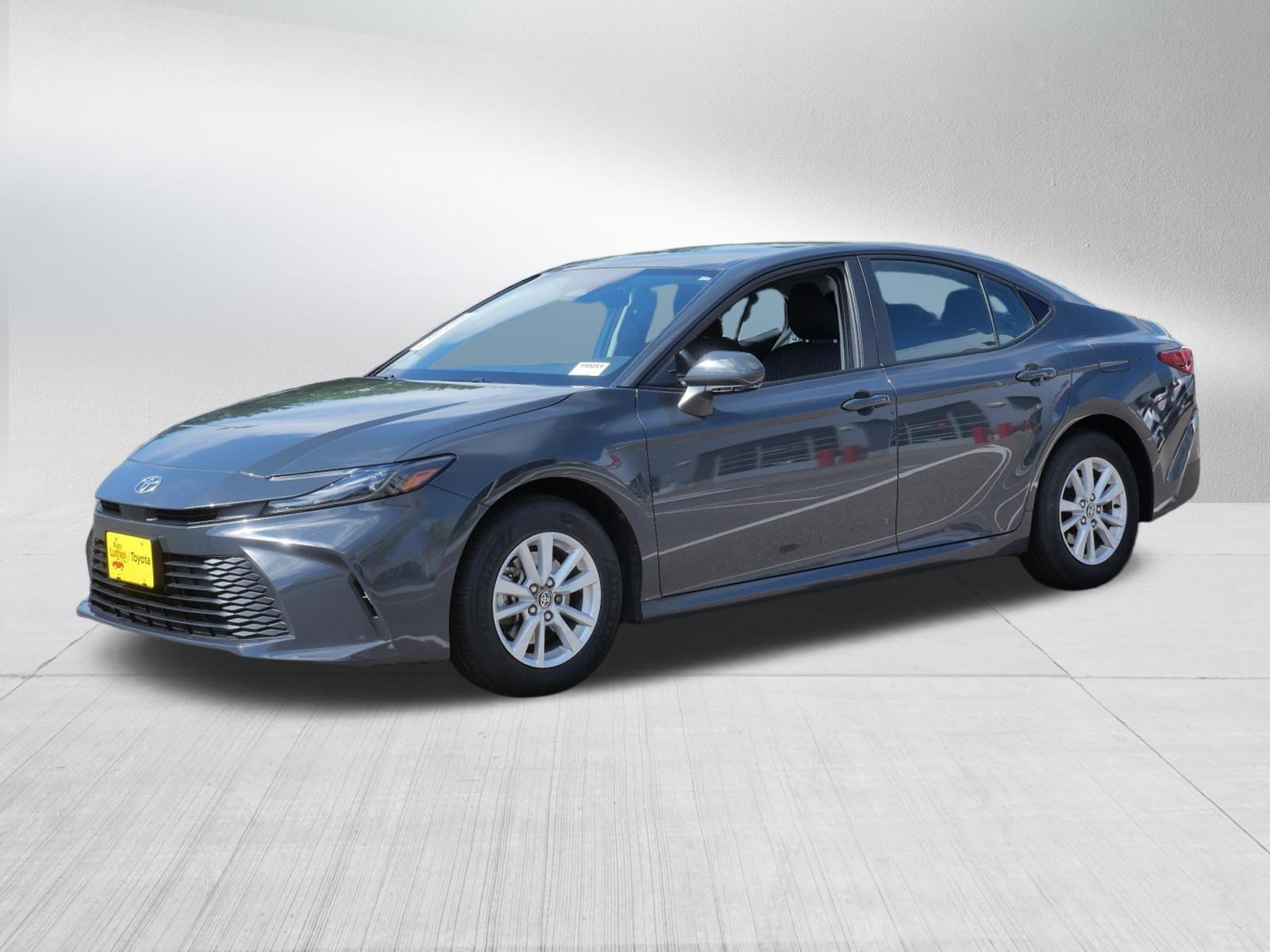 Used 2025 Toyota Camry LE w/ Convenience Package AWD/4WD image 3