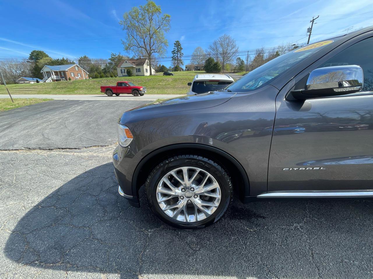 Used 2015 Dodge Durango Citadel w/ Technology Group AWD/4WD image 2