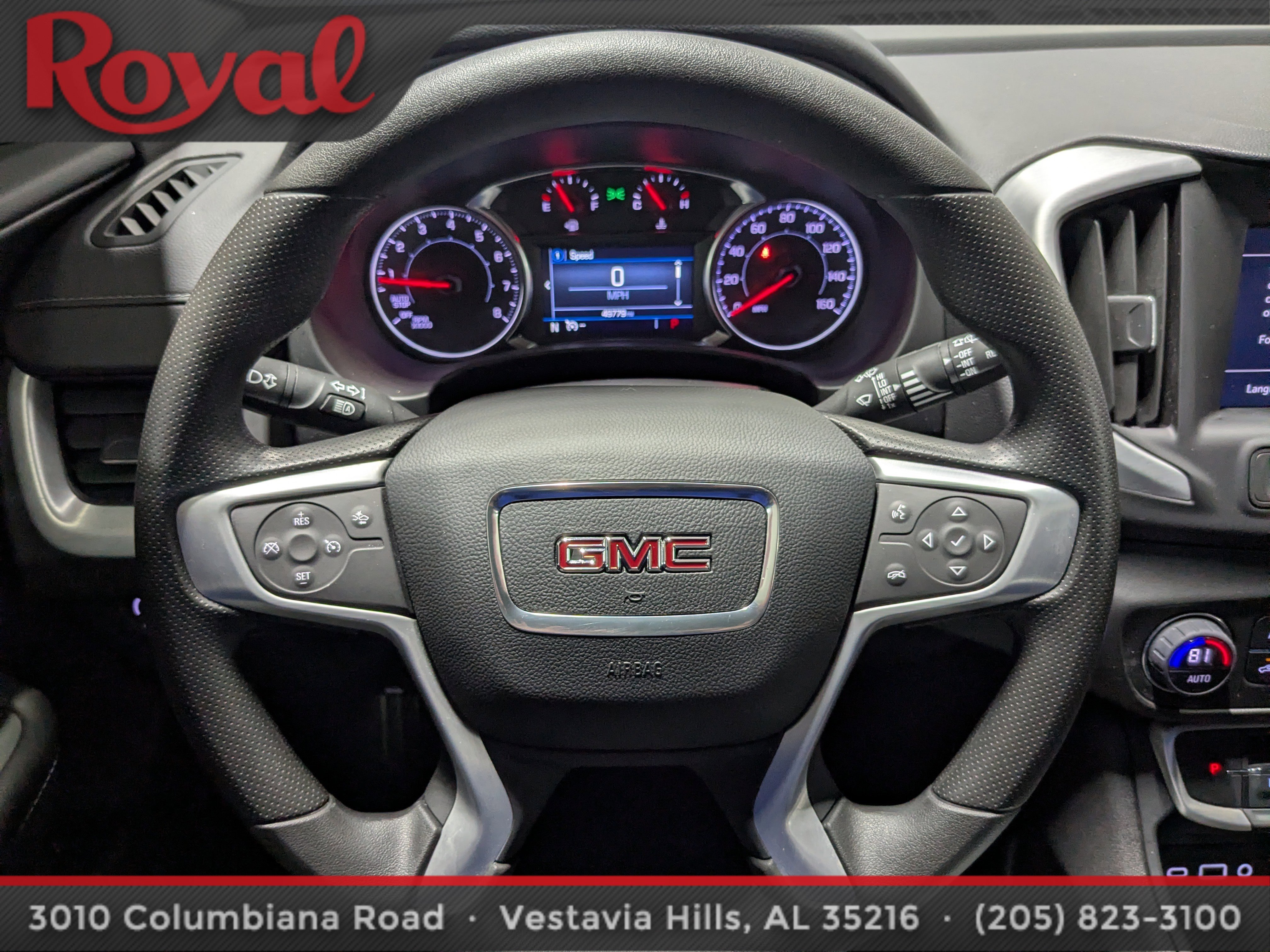 Used 2024 GMC Terrain SLE w/ Driver Convenience Package image 19