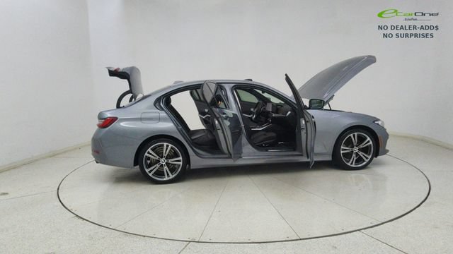 Used 2023 BMW 330i Sedan w/ Driving Assistance Package RWD image 70