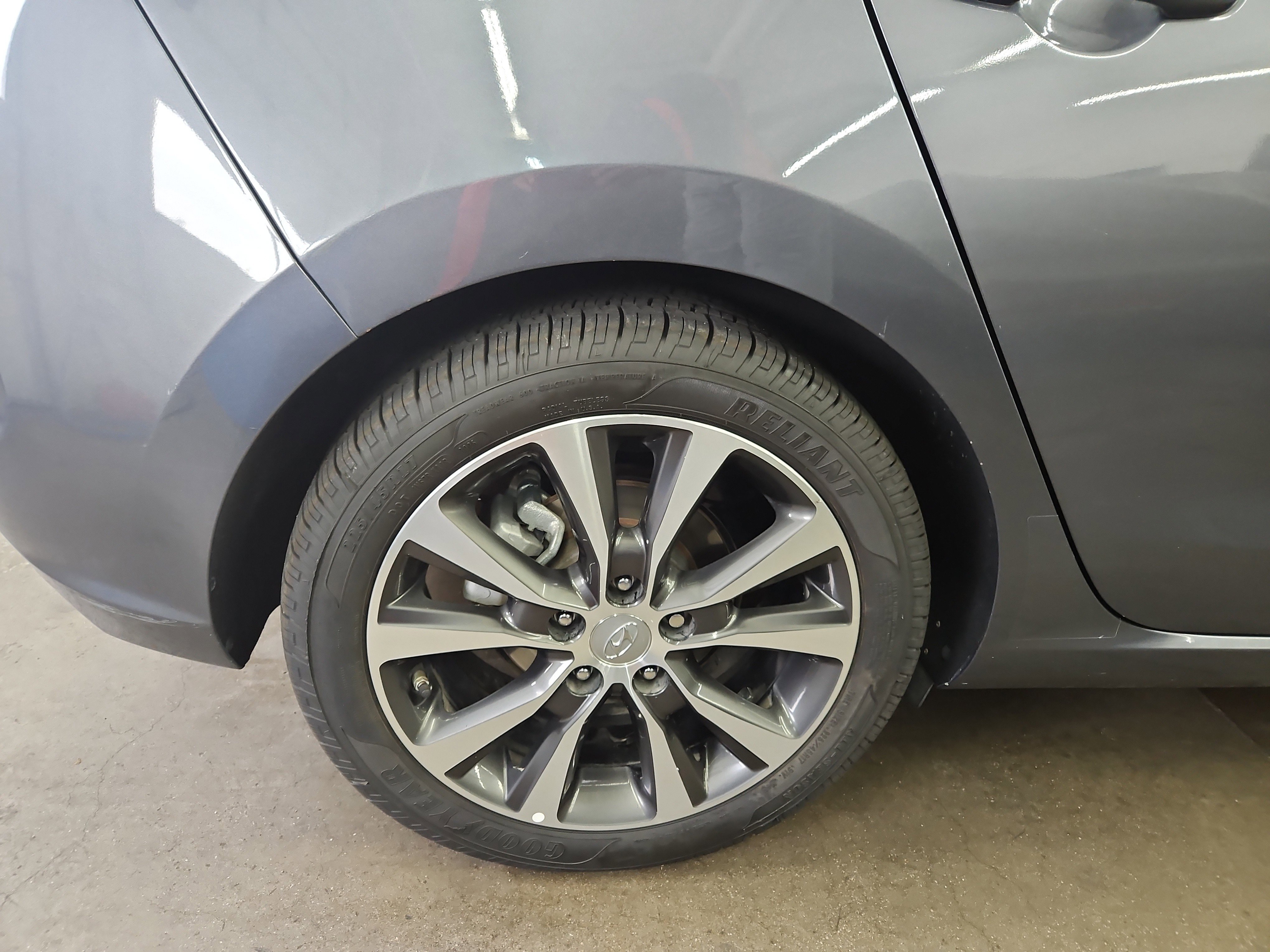 Used 2019 Hyundai Elantra GT image 21