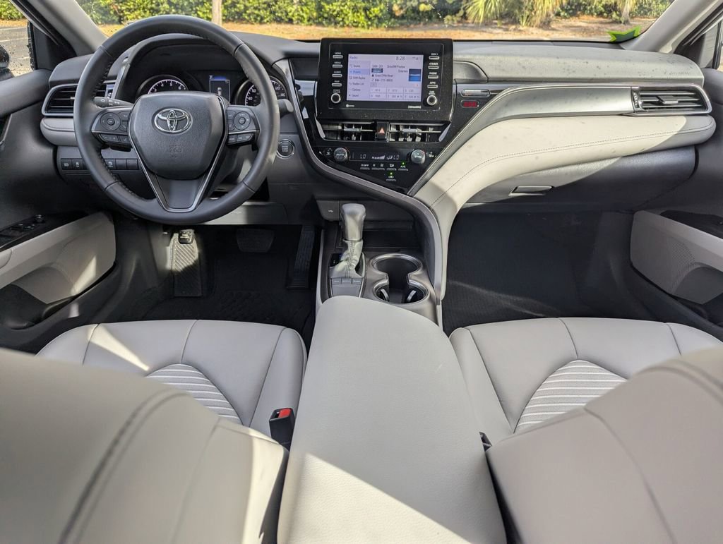 Certified 2024 Toyota Camry SE w/ Convenience Package image 5