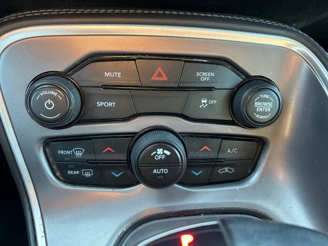 Used 2020 Dodge Challenger SXT image 13