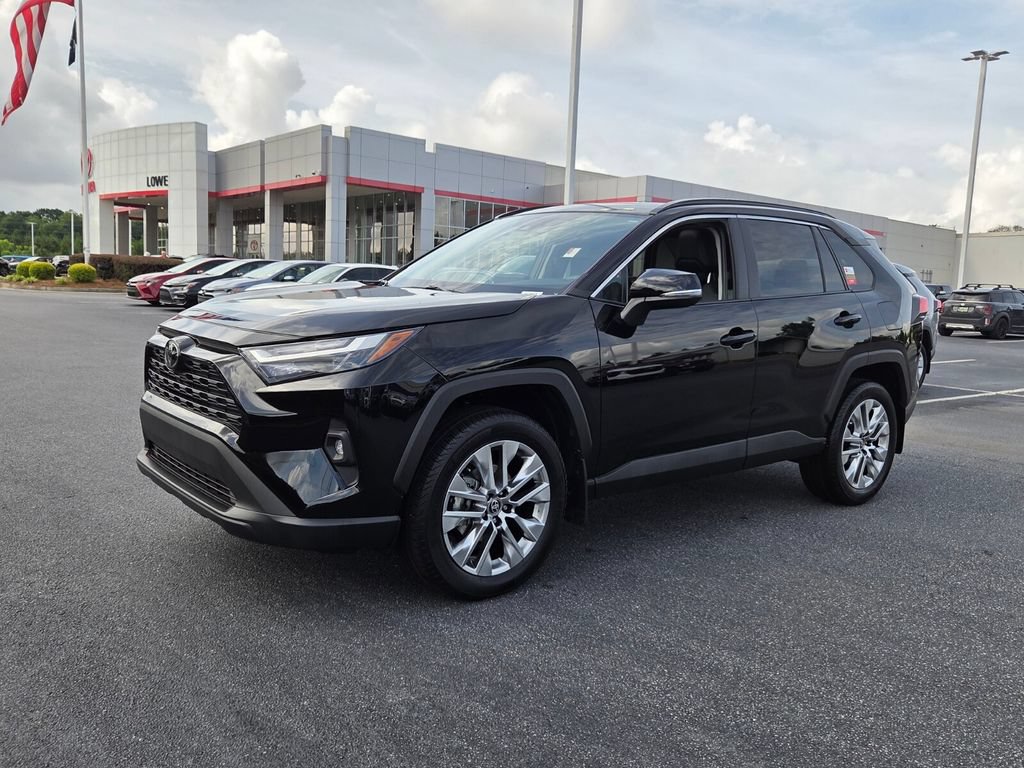 Certified 2025 Toyota RAV4 XLE Premium FWD image 3