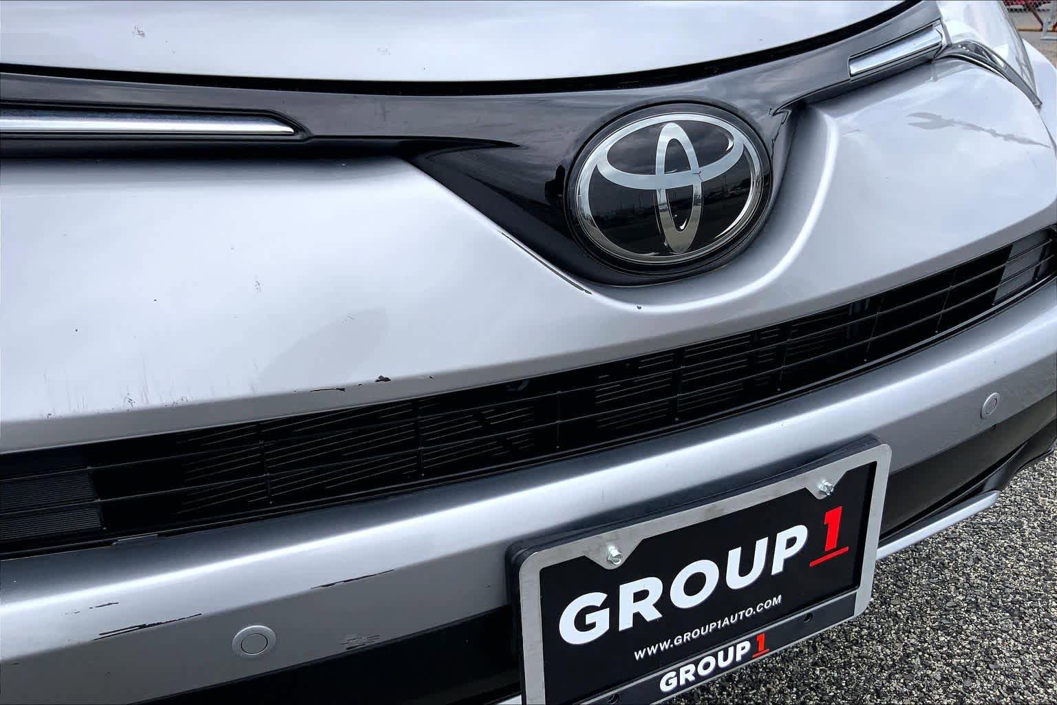 Used 2018 Toyota RAV4 XLE FWD image 29