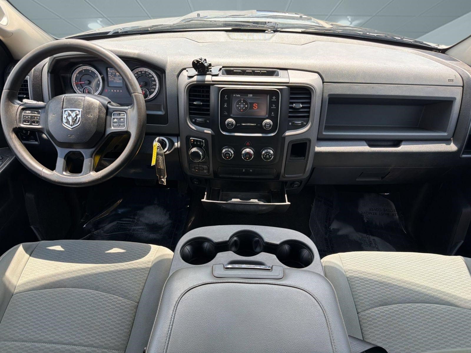 Used 2019 RAM 1500 Express AWD/4WD image 16