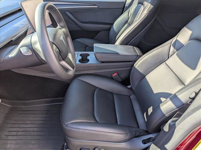 Used 2024 Tesla Model Y Performance image 17